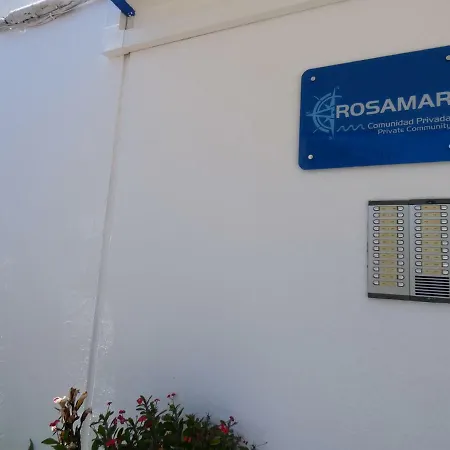 Rosamar Luxury 아파트