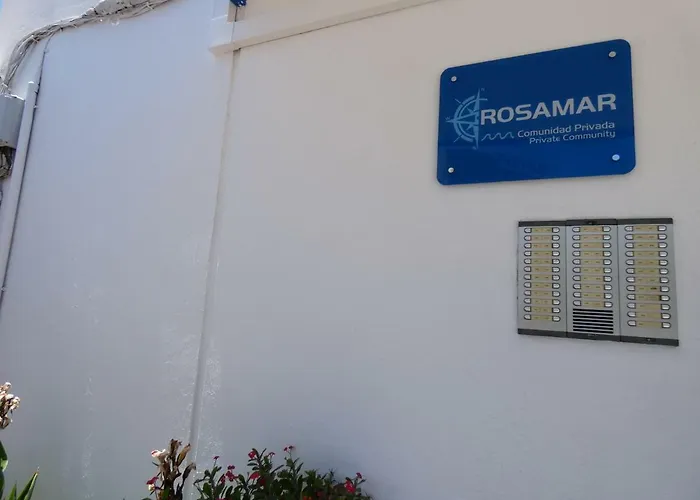 Rosamar Luxury 아파트